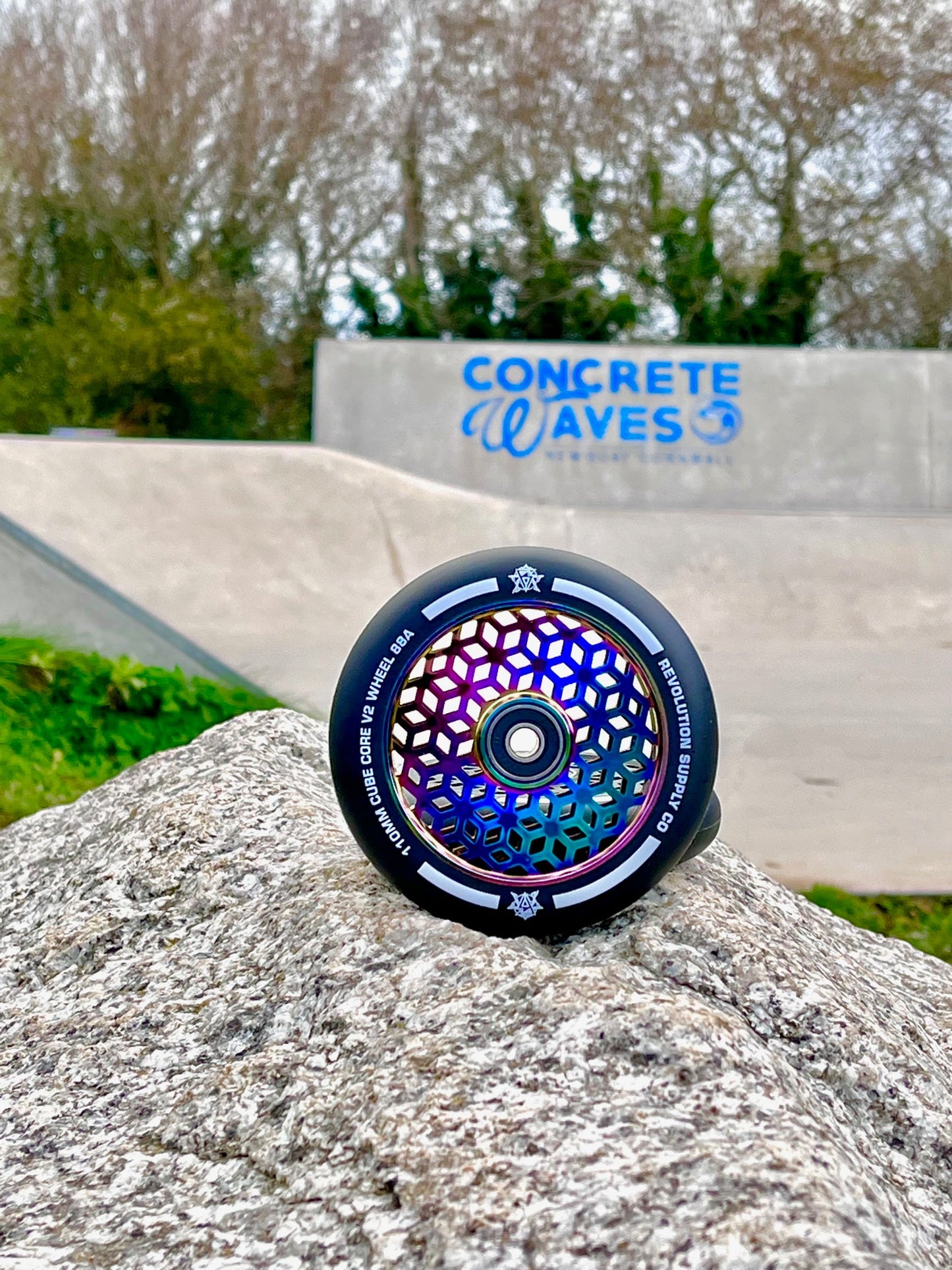 Revolution Supply Co Cube Core Wheels V2 110mm - Neo Chrome